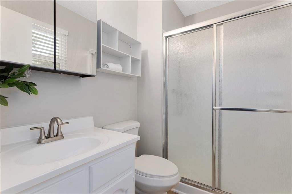 323 Gladstone Drive — photo 22