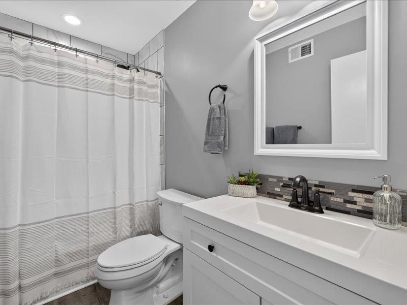 6327 Kennett Place — photo 32