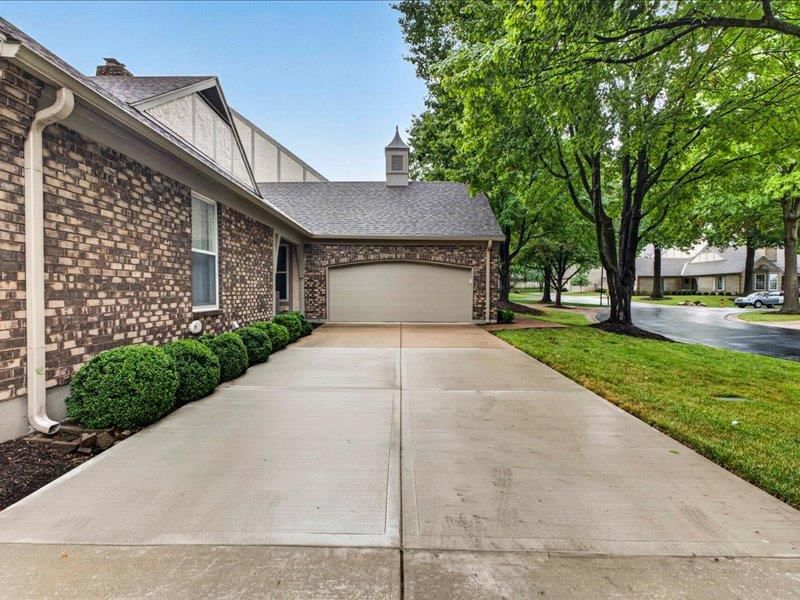 6327 Kennett Place — photo 43