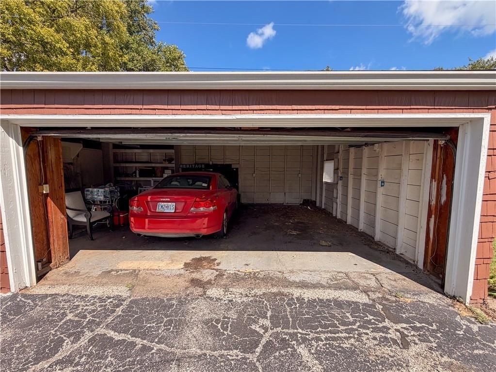 6111 Woodson Road — photo 3