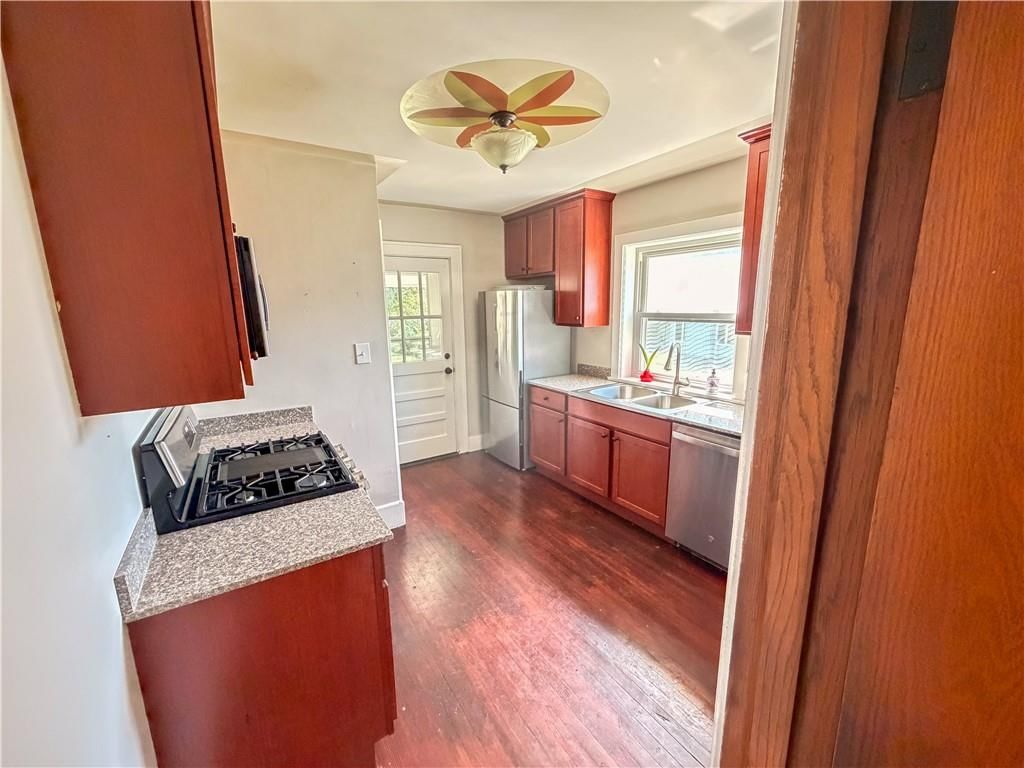 6111 Woodson Road — photo 17