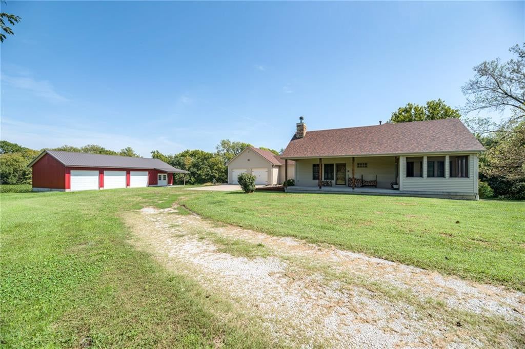 25205 E Blue Mills Road — photo 3