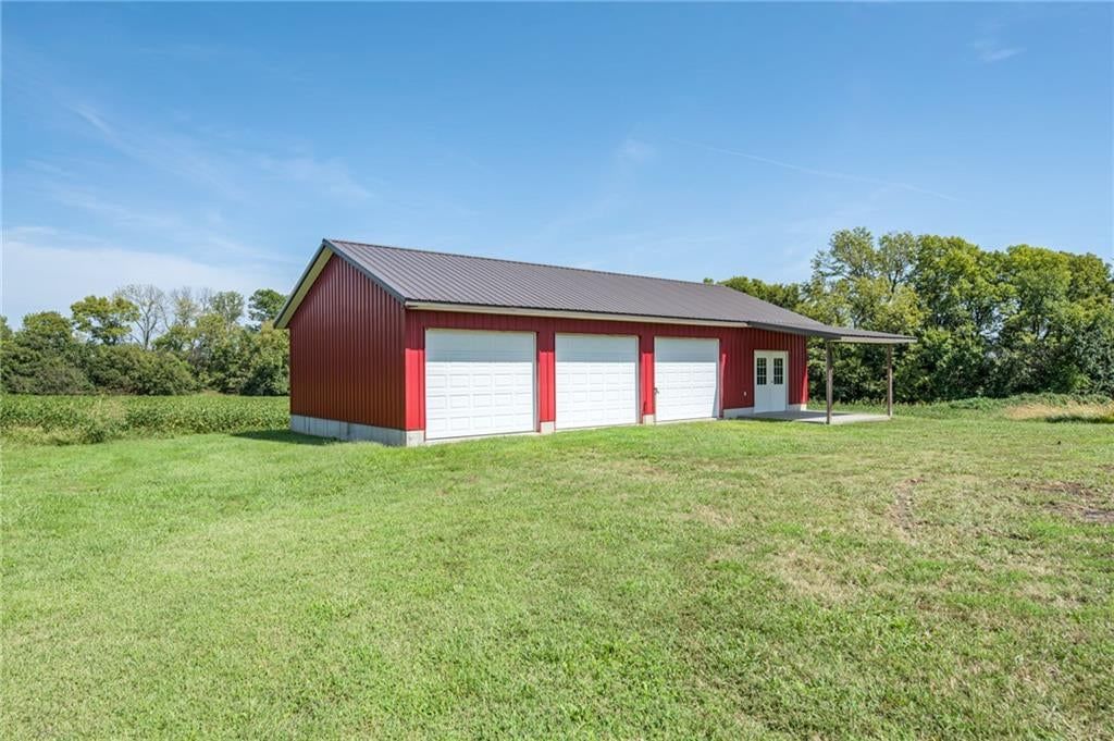 25205 E Blue Mills Road — photo 5