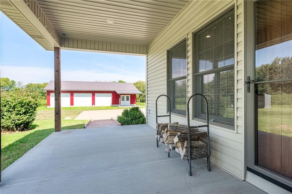 25205 E Blue Mills Road — photo 7