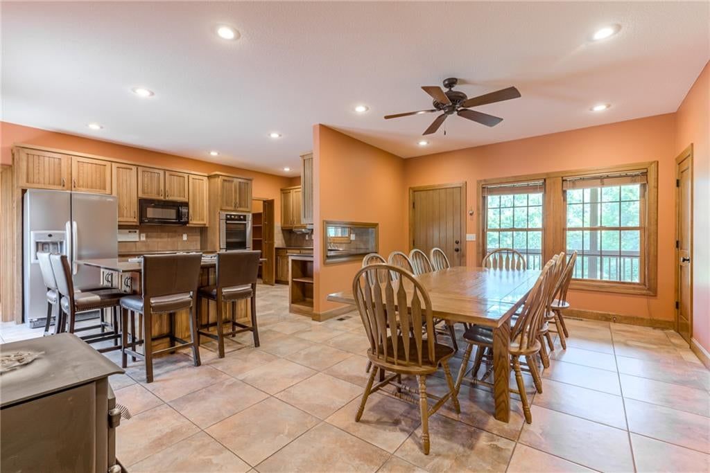 25205 E Blue Mills Road — photo 9