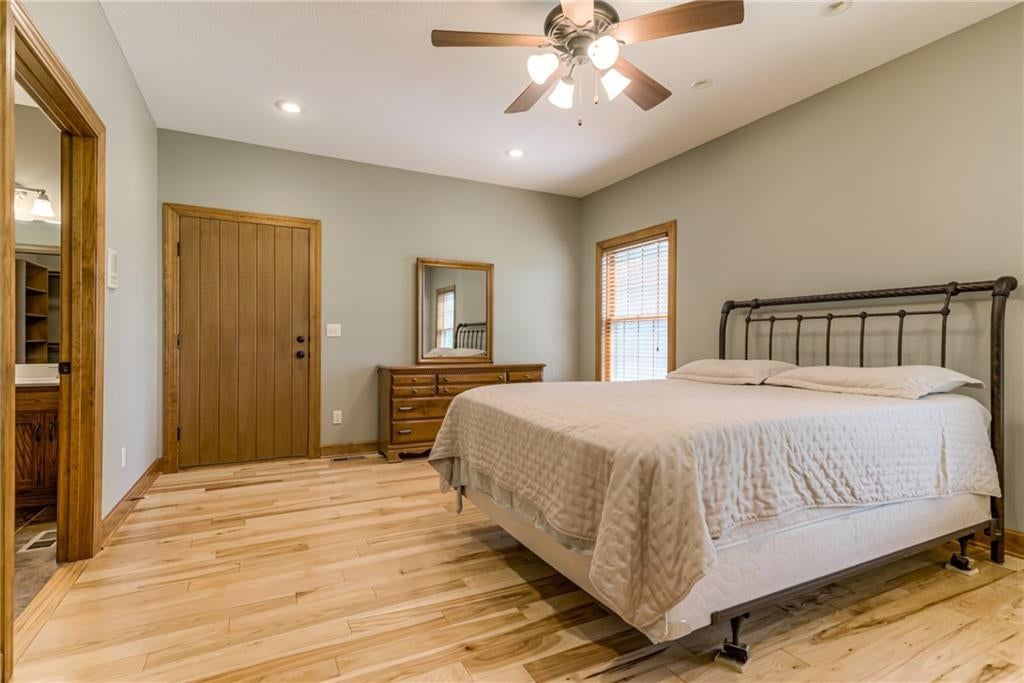 25205 E Blue Mills Road — photo 24