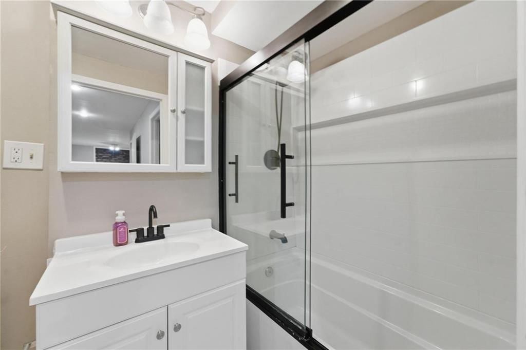 5528 NW Verlin Drive — photo 33