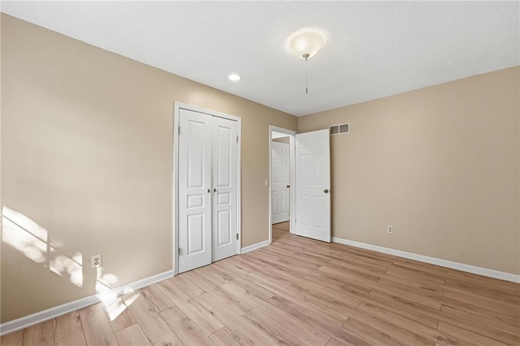 5528 NW Verlin Drive — photo 41