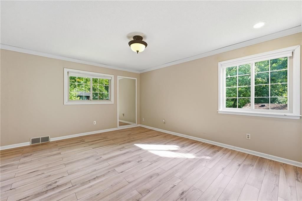 5528 NW Verlin Drive — photo 42