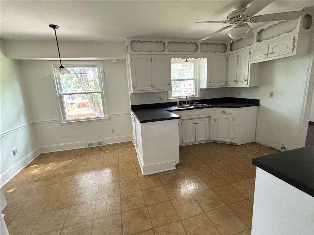 207 SE CLAREMONT Street — photo 7