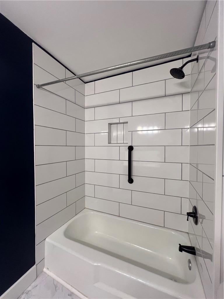207 SE CLAREMONT Street — photo 11