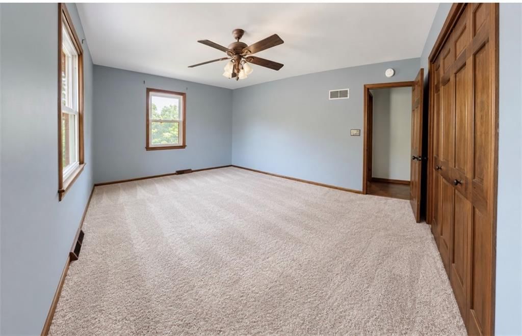 207 SE CLAREMONT Street — photo 14