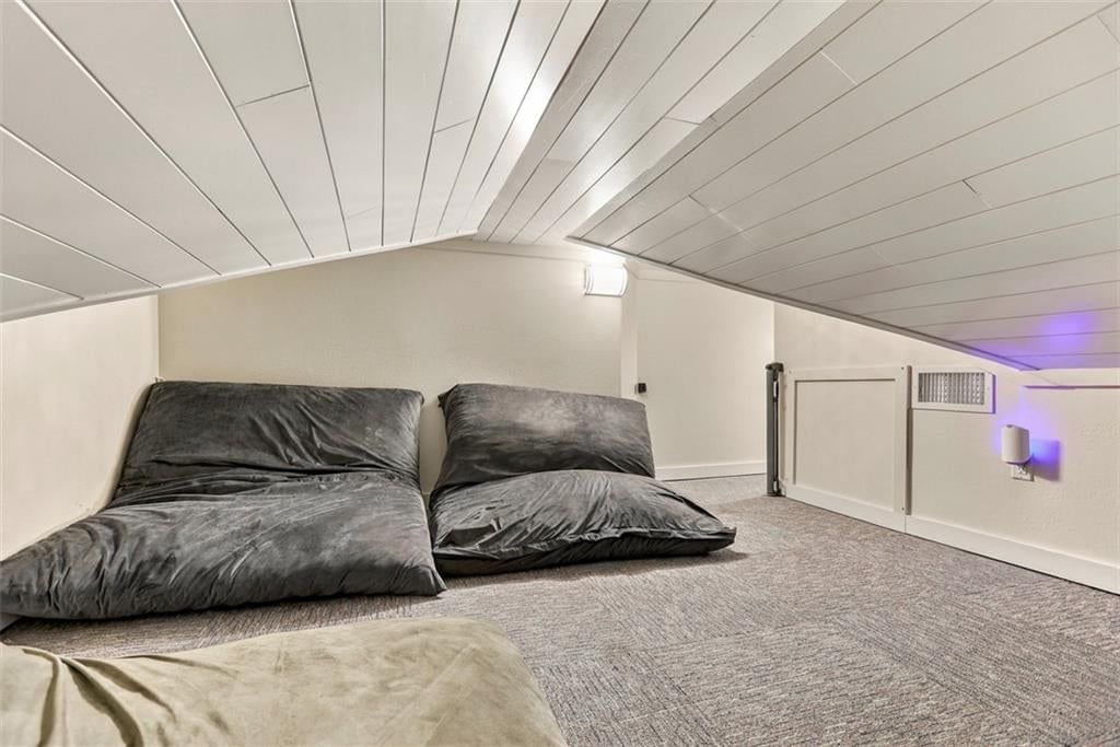 Photo 16 of 24 - 3007 W 73rd Terrace, Prairie Village, KS 66208