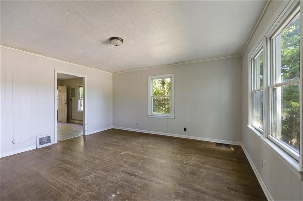 1134 Merriam Lane — photo 6