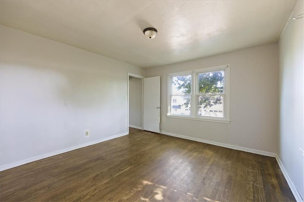 1134 Merriam Lane — photo 14