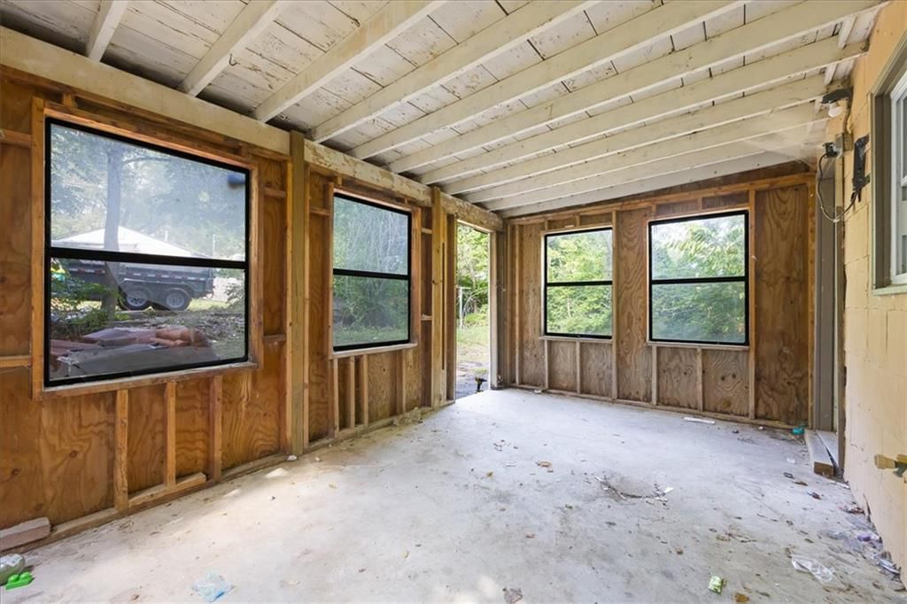 1134 Merriam Lane — photo 17