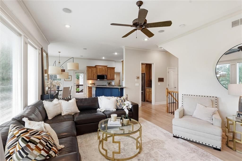 16220 Birch Street — photo 9