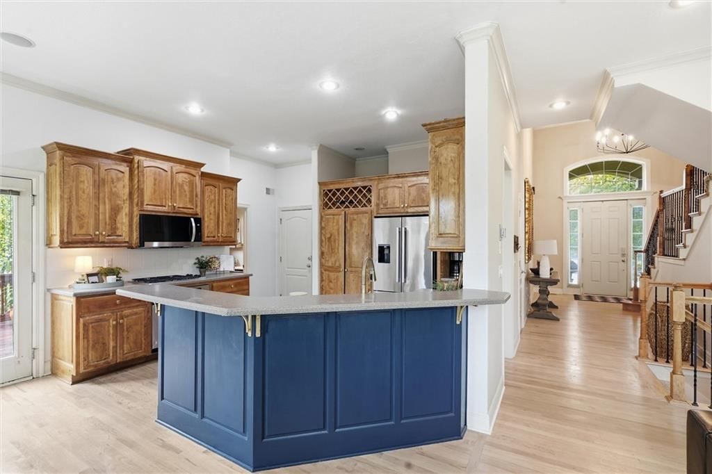16220 Birch Street — photo 10