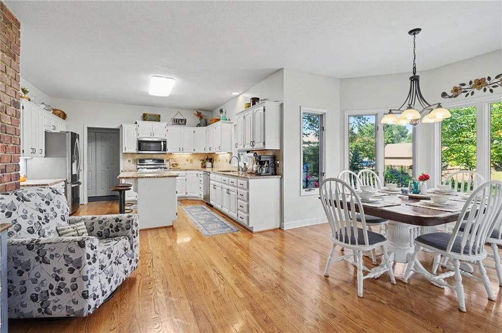 4708 Muirfield Drive — photo 10