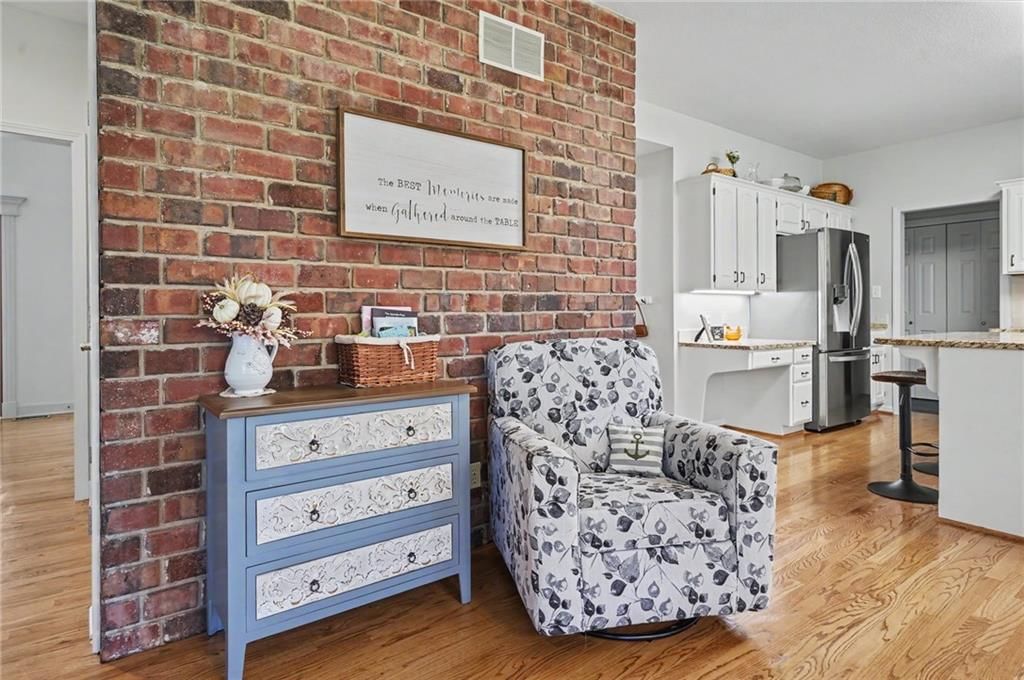 4708 Muirfield Drive — photo 13