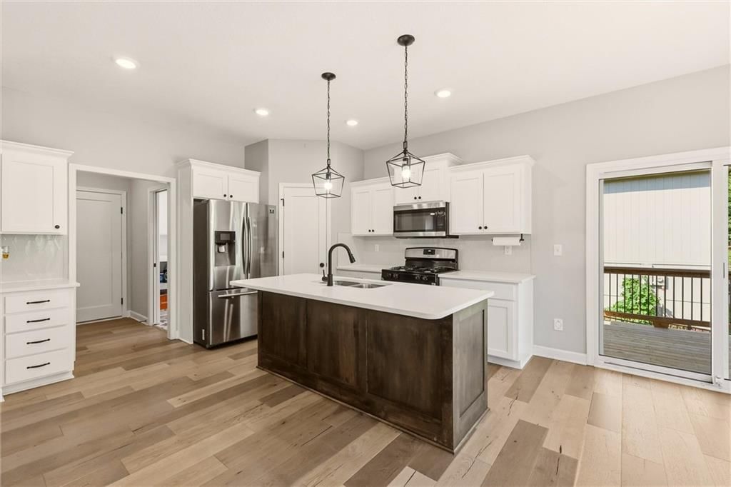 2209 Greenfield Court — photo 10