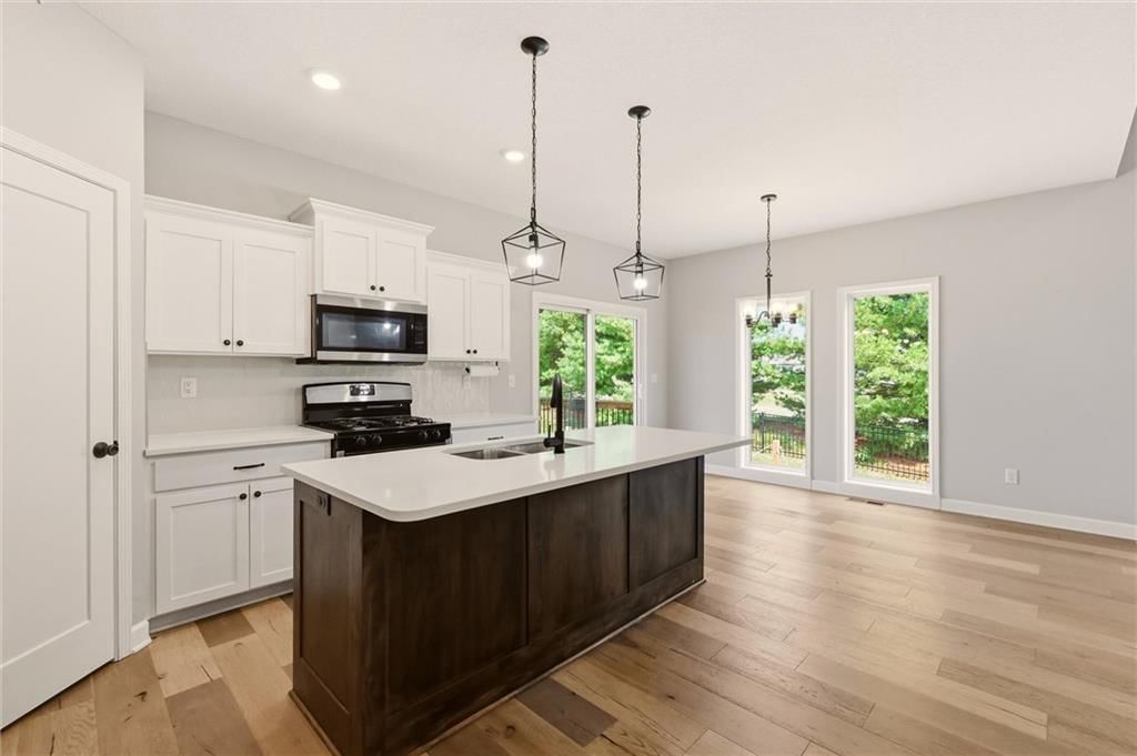 2209 Greenfield Court — photo 12