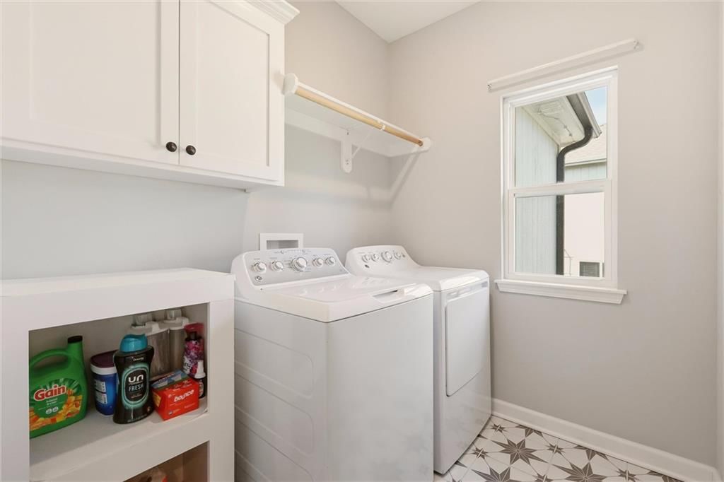 2209 Greenfield Court — photo 16