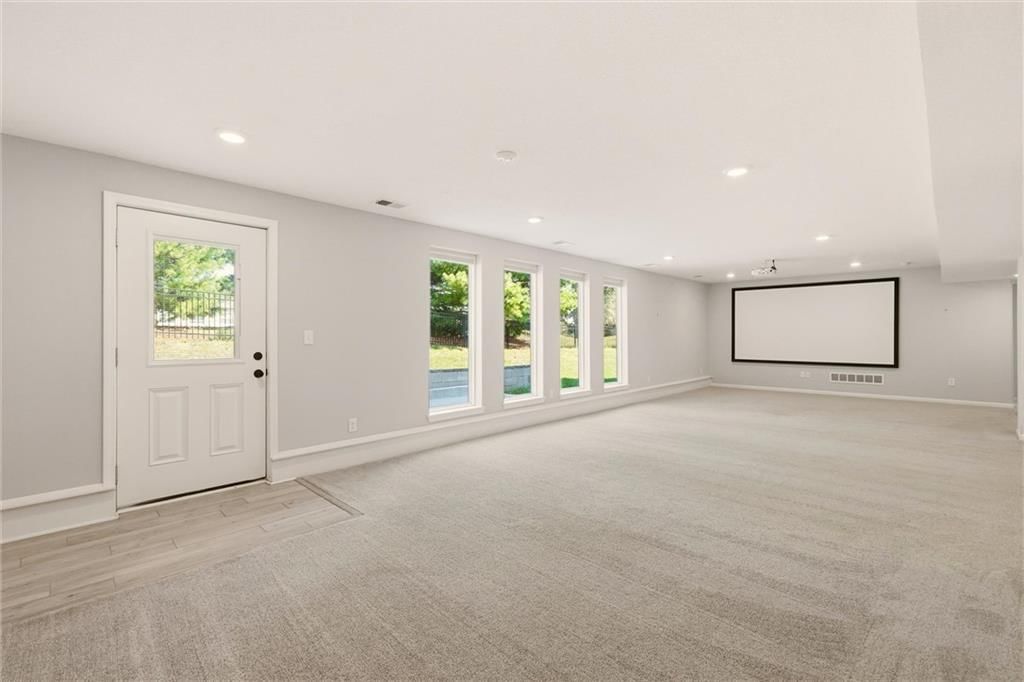 2209 Greenfield Court — photo 27