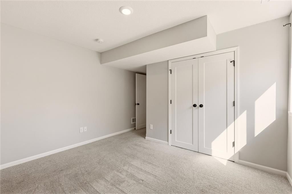 2209 Greenfield Court — photo 33