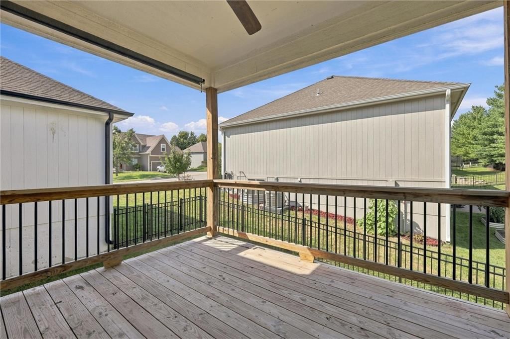 2209 Greenfield Court — photo 37