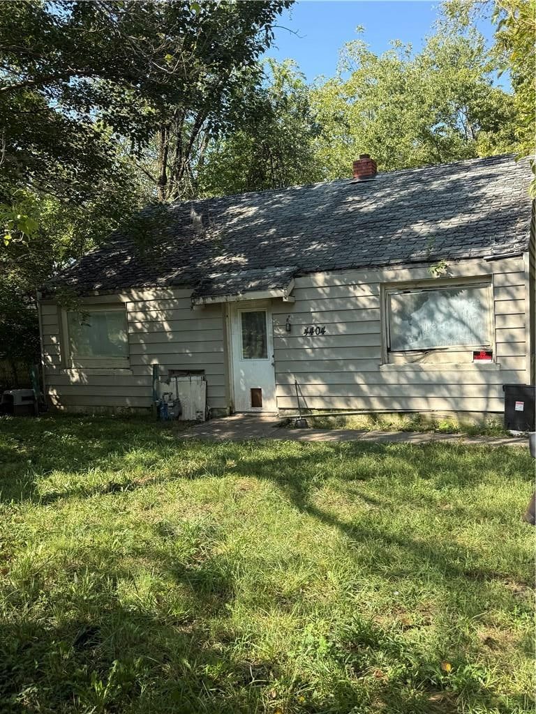 4404 South Benton Avenue — photo 1