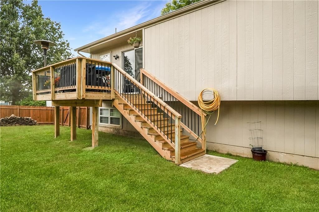 1900 Arapaho Court — photo 22