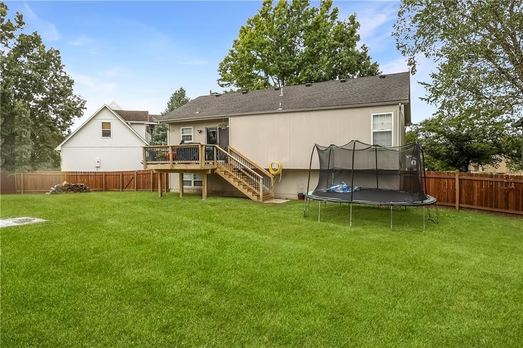 1900 Arapaho Court — photo 24