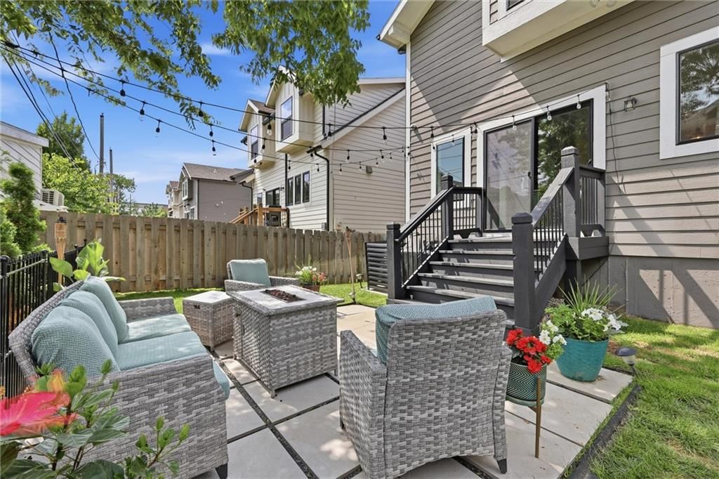 711 Corbin Terrace — photo 32