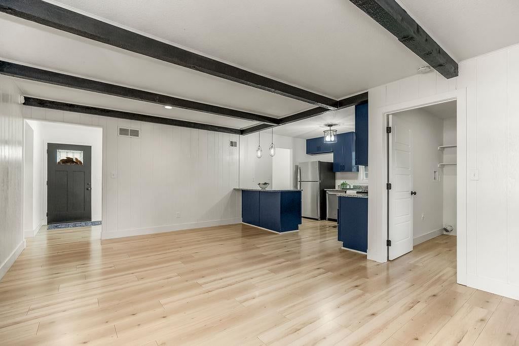 5908 NW Harris Drive — photo 4