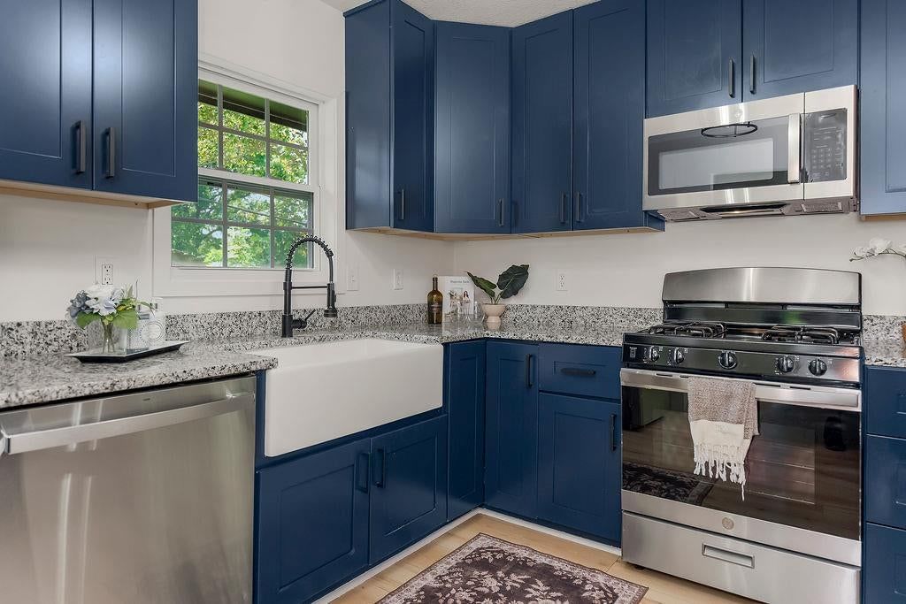 5908 NW Harris Drive — photo 8