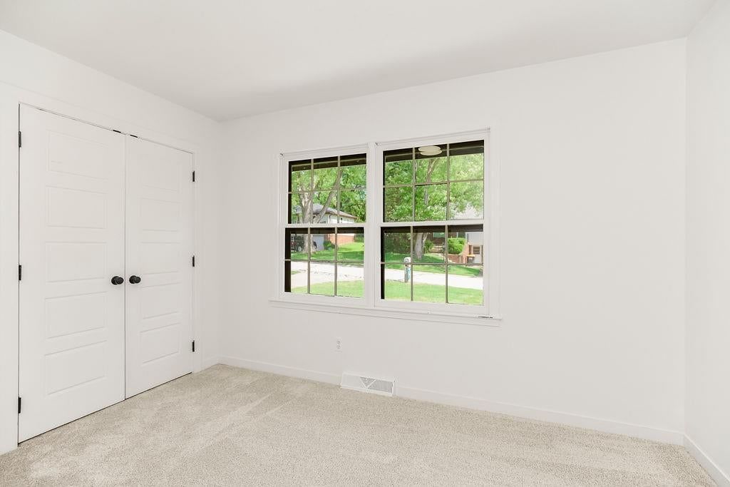 5908 NW Harris Drive — photo 16
