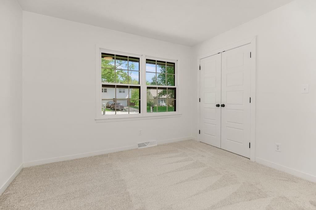 5908 NW Harris Drive — photo 18