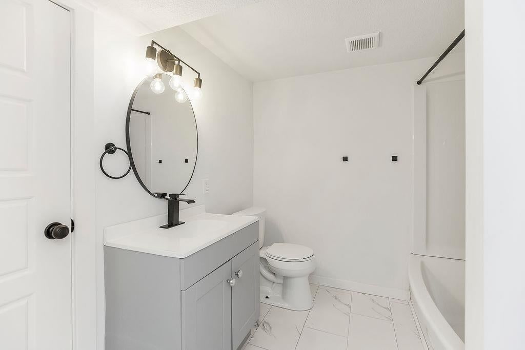 5908 NW Harris Drive — photo 24