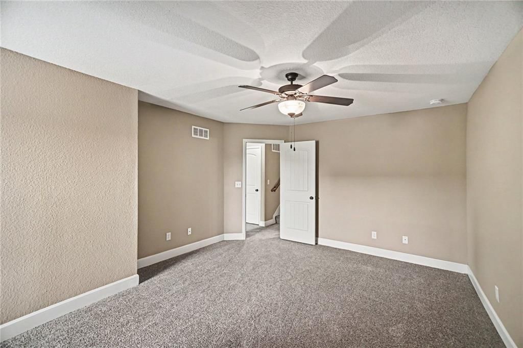 2200-2206 SW Suncatcher Road — photo 9