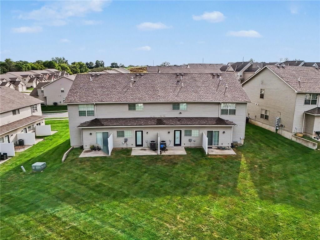 2200-2206 SW Suncatcher Road — photo 14