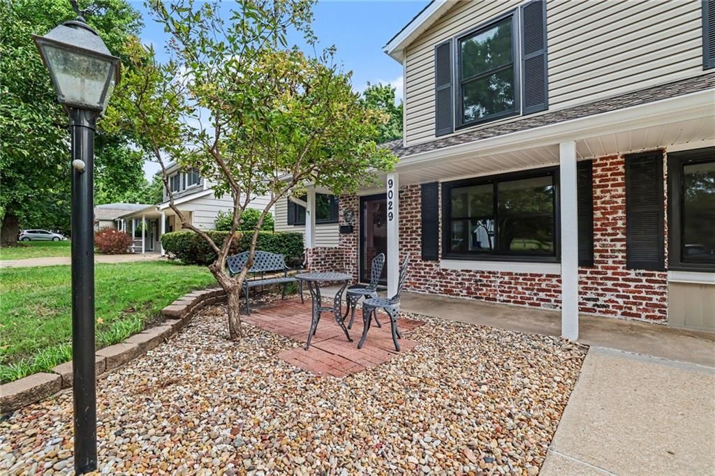 9029 Grandview Drive — photo 5
