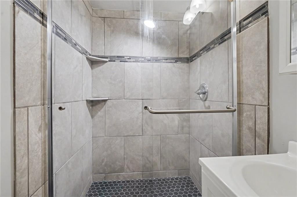 725 N Willie Street — photo 25