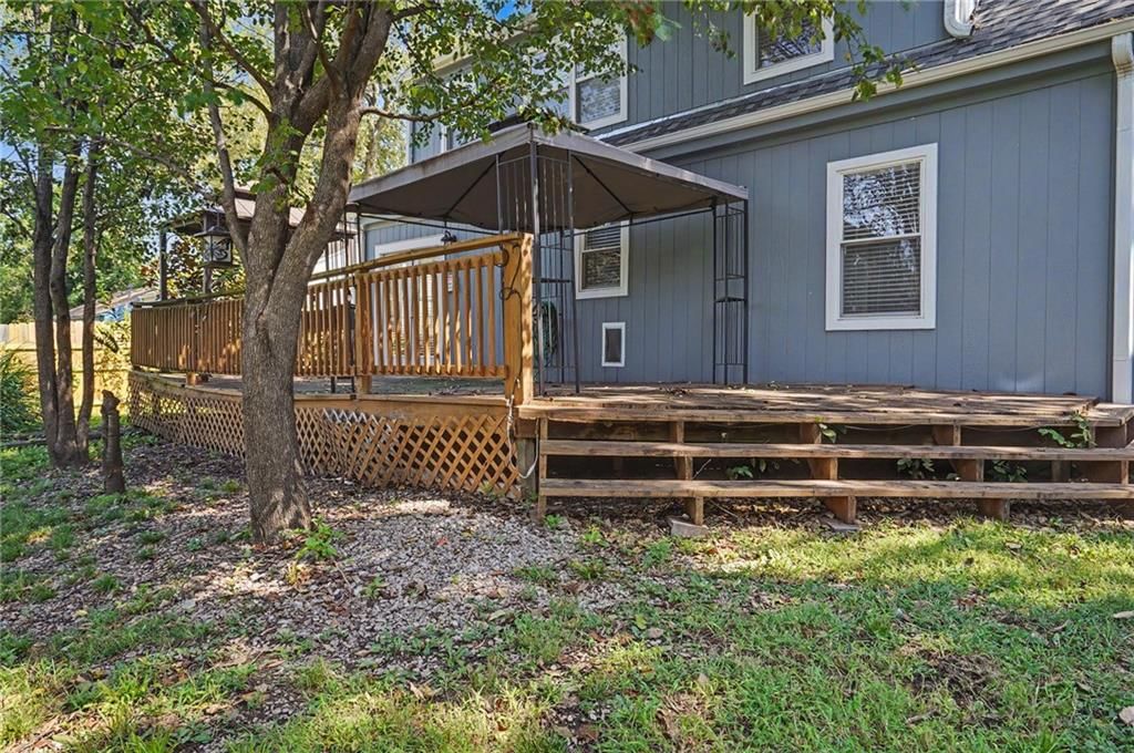 725 N Willie Street — photo 33