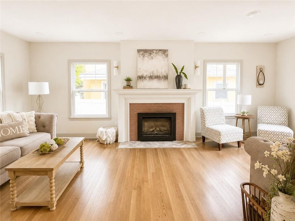 Photo 8 of 61 - 5840 Mcgee Street, Kansas City, MO 64113