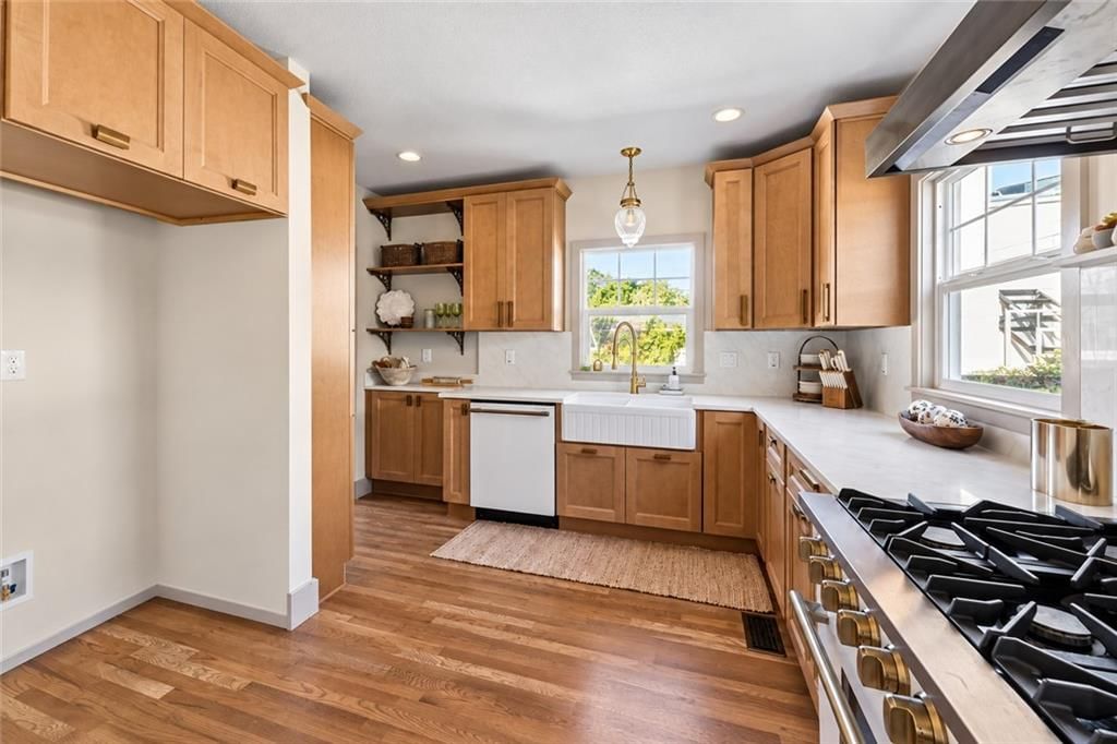 Photo 22 of 61 - 5840 Mcgee Street, Kansas City, MO 64113