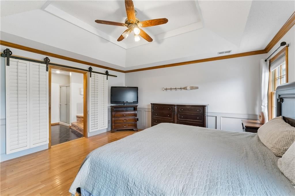 2708 N 101st Terrace — photo 32