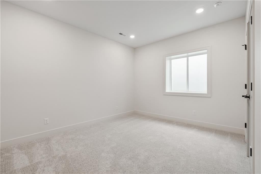 1226 Larkspur Place — photo 44