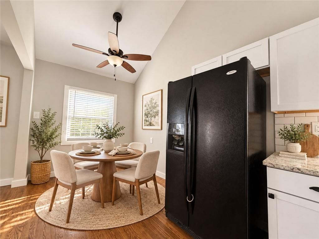 621 Spring Avenue, Bonner Springs, KS: listing photo 3