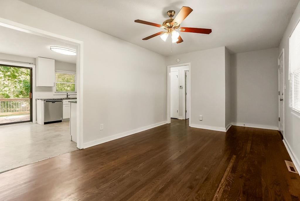 6402 E 149th Terrace — photo 3